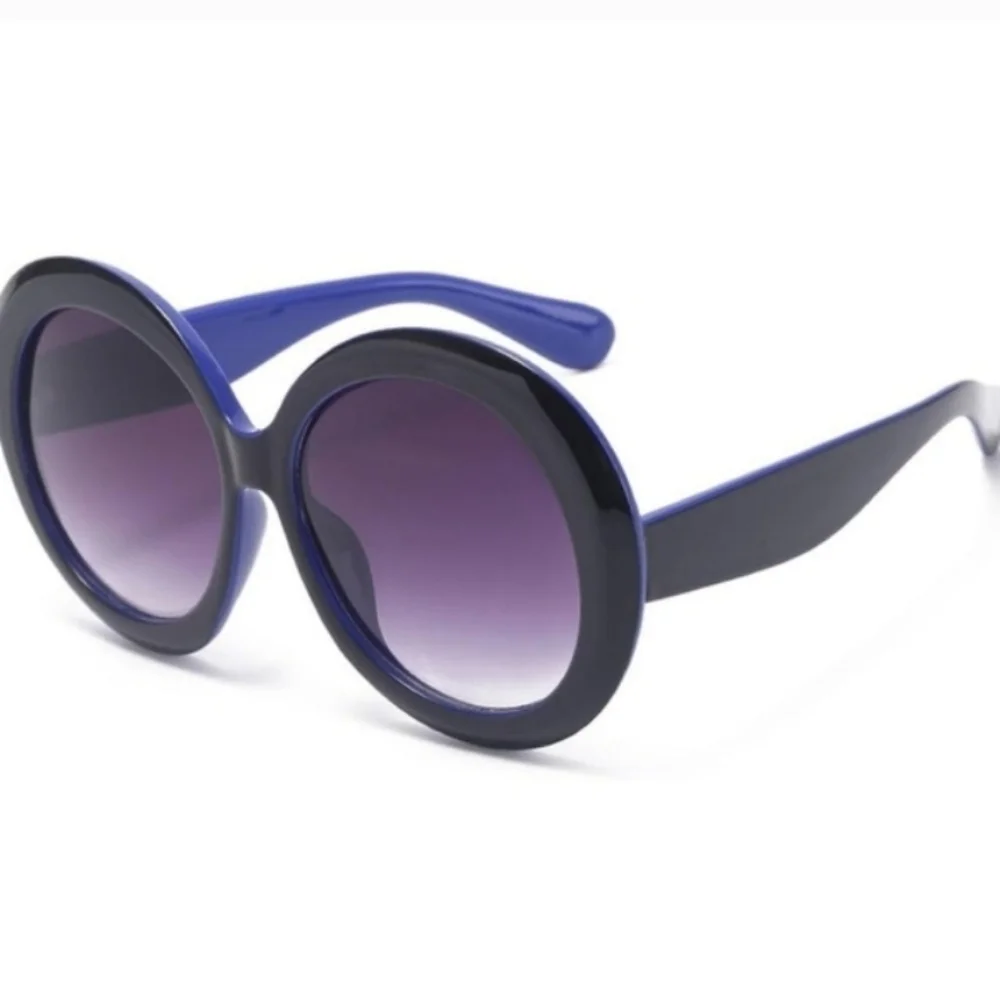High Quality Oversized Chunky Retro  Black And Blue Sunglasses